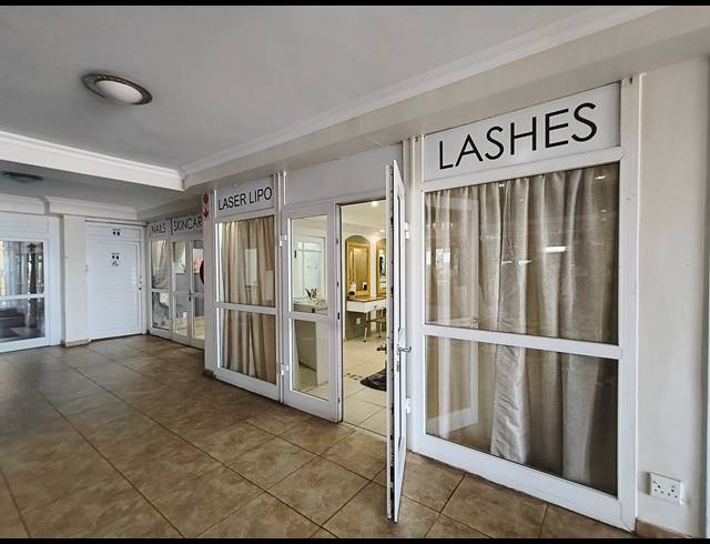 97M² BUSINESS FOR SALE IN JEFFREYS BAY CENTRAL